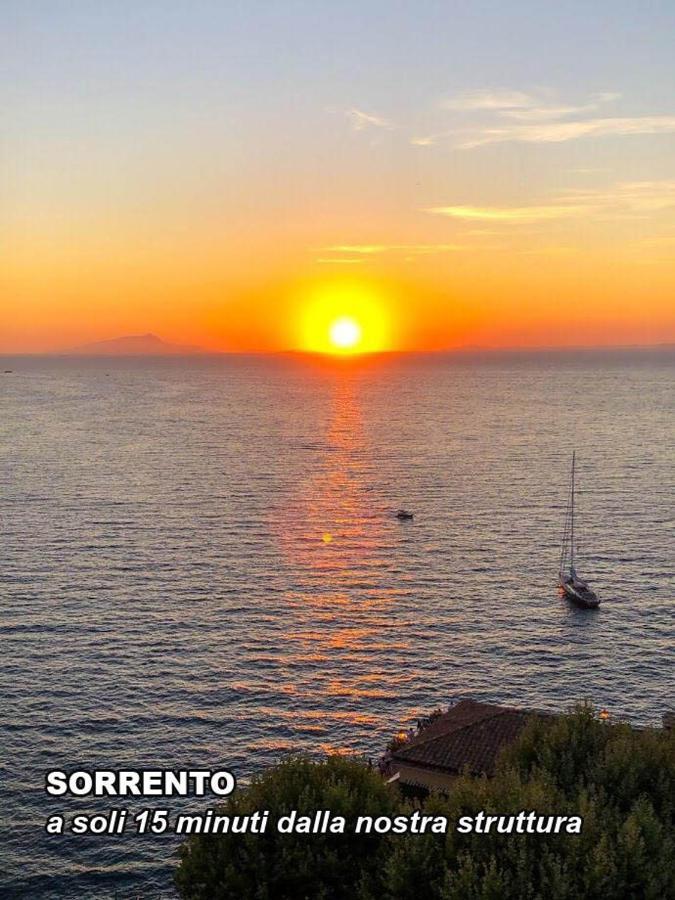 Holiday House Corso 118 Castellammare di Stabia Kültér fotó